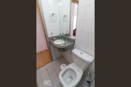 Apartamento à venda com 90m², 3 quartos e 2 vagasBanheiro social