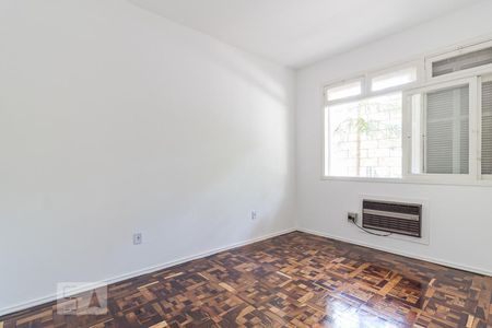 Dormitório 3 de apartamento à venda com 3 quartos, 100m² em Bela Vista, Porto Alegre