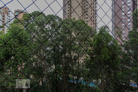 Apartamento à venda com 105m², 2 quartos e 3 vagas Apartamento à venda com 105m², 2 quartos e 3 vagasVista da Suíte 2