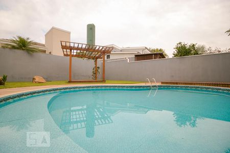 Casa de condomínio à venda com 472m², 3 quartos e 4 vagasPiscina