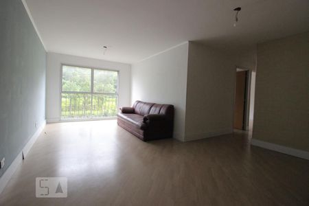 Sala de apartamento para alugar com 3 quartos, 79m² em City América, São Paulo