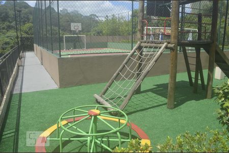 Playgroud de apartamento à venda com 3 quartos, 70m² em Jardim Ampliação, São Paulo