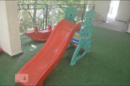 Playgroud de apartamento à venda com 3 quartos, 70m² em Jardim Ampliação, São Paulo