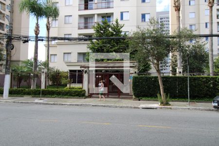 Apartamento à venda com 48m², 2 quartos e 1 vagaFachada e portaria