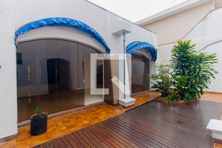 Casa à venda com 300m², 4 quartos e 2 vagasQuintal