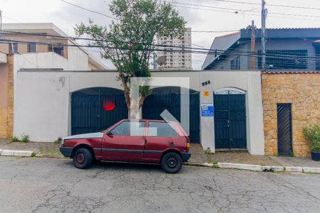 Casa à venda com 300m², 4 quartos e 2 vagasFachada - Placa Quinto Andar