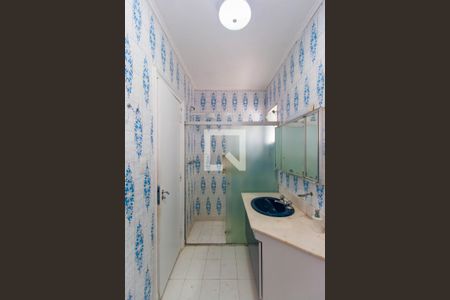 Casa à venda com 300m², 4 quartos e 2 vagasBanheiro da Suíte