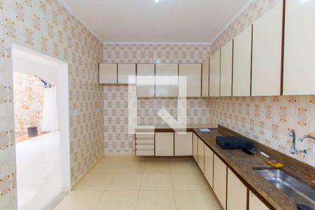 Casa à venda com 300m², 4 quartos e 2 vagasCozinha