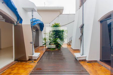 Casa à venda com 300m², 4 quartos e 2 vagasQuintal
