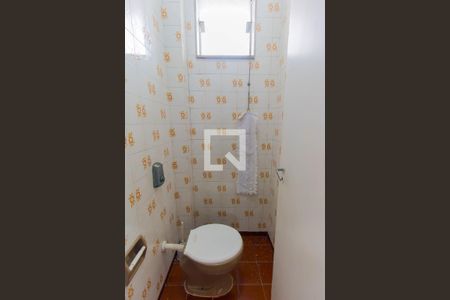 Casa à venda com 300m², 4 quartos e 2 vagasBanheiro 3