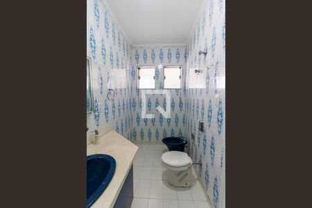 Casa à venda com 300m², 4 quartos e 2 vagasBanheiro da Suíte