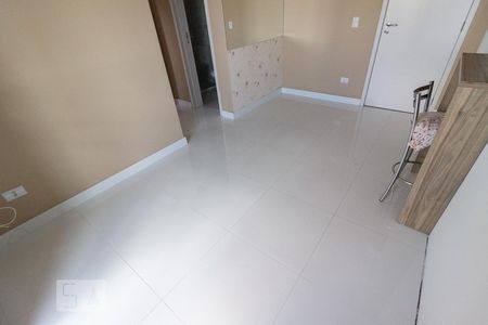 Sala de apartamento para alugar com 2 quartos, 53m² em Pinheirinho, Curitiba