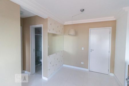 Apartamento para alugar com 2 quartos, 53m² em Pinheirinho, Curitiba