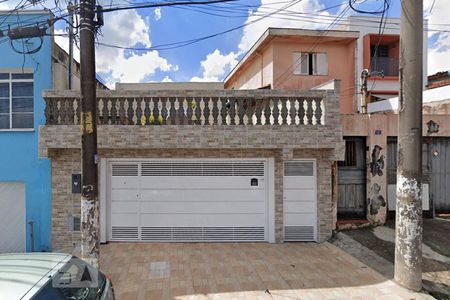 Casa para alugar com 90m², 2 quartos e sem vaga Casa para alugar com 90m², 2 quartos e sem vagaFachada