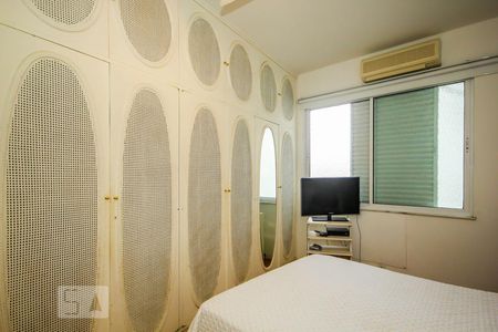 Apartamento à venda com 160m², 4 quartos e 1 vaga Apartamento à venda com 160m², 4 quartos e 1 vagaQuarto 3