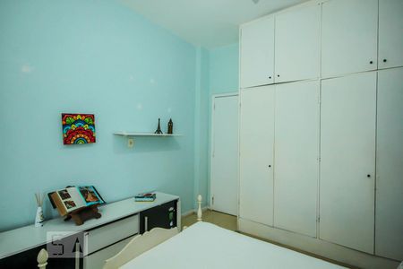 Apartamento à venda com 160m², 4 quartos e 1 vaga Apartamento à venda com 160m², 4 quartos e 1 vagaQuarto 2