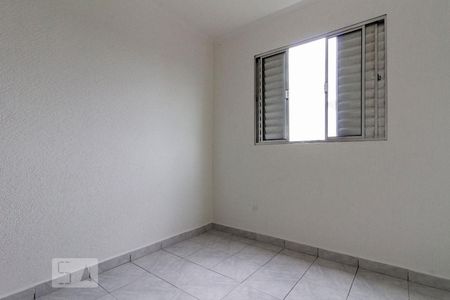 Quarto 2 de apartamento para alugar com 2 quartos, 56m² em Conjunto Residencial José Bonifácio, São Paulo