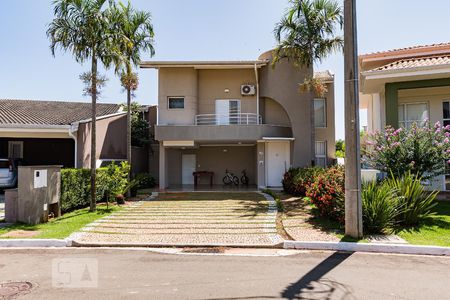 Casa de condomínio à venda com 350m², 4 quartos e 4 vagasFachada da Casa