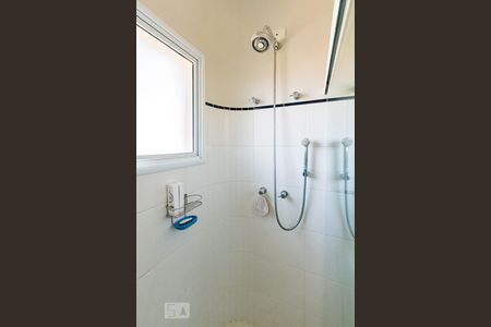 Casa de condomínio à venda com 350m², 4 quartos e 4 vagasBanheiro