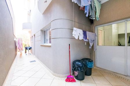 Casa de condomínio à venda com 350m², 4 quartos e 4 vagasÁrea de Serviço - Externa