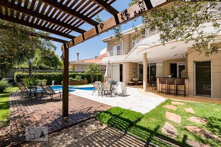 Casa de condomínio à venda com 350m², 4 quartos e 4 vagasÁrea Externa