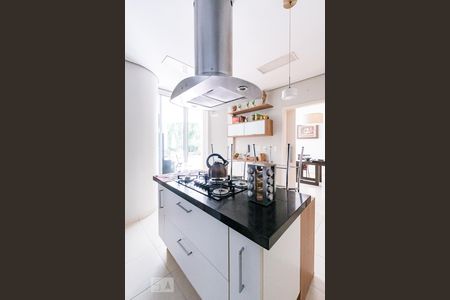 Casa de condomínio à venda com 350m², 4 quartos e 4 vagasCozinha