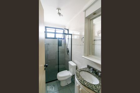 Apartamento para alugar com 117m², 3 quartos e 2 vagas Apartamento para alugar com 117m², 3 quartos e 2 vagasBanheiro