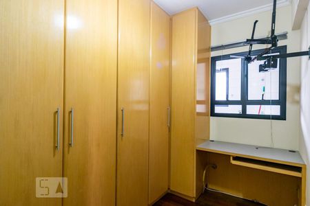 Apartamento para alugar com 117m², 3 quartos e 2 vagas Apartamento para alugar com 117m², 3 quartos e 2 vagasQuarto 2