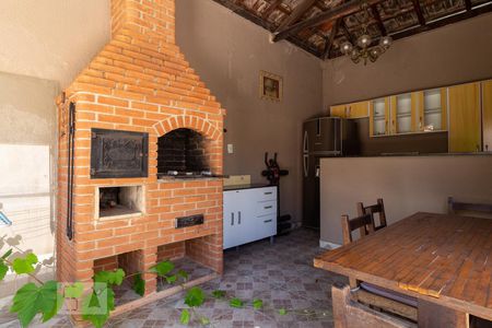 Casa à venda com 270m², 3 quartos e 4 vagasChurrasqueira