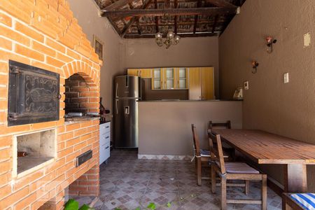 Casa à venda com 270m², 3 quartos e 4 vagasChurrasqueira
