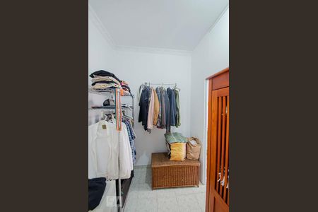 Casa à venda com 100m², 1 quarto e 1 vagaCloset