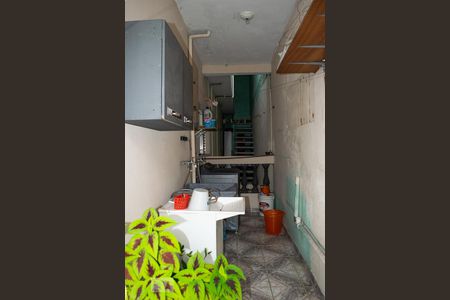 Casa à venda com 100m², 3 quartos e 2 vagas Casa à venda com 100m², 3 quartos e 2 vagasÁREA DE SERVIÇO