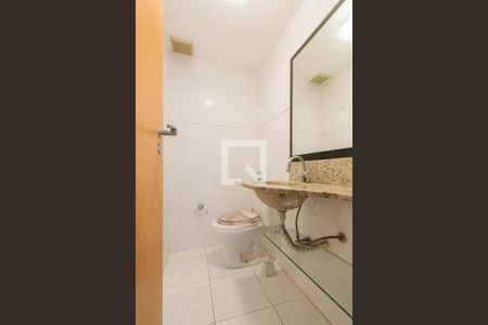 Apartamento à venda com 245m², 4 quartos e 4 vagas Apartamento à venda com 245m², 4 quartos e 4 vagasLavabo