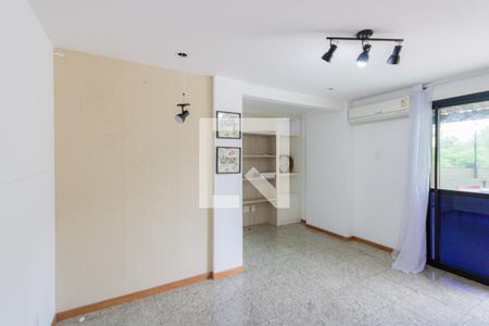 Apartamento à venda com 245m², 4 quartos e 4 vagas Apartamento à venda com 245m², 4 quartos e 4 vagasSala 2
