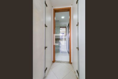 Apartamento à venda com 245m², 4 quartos e 4 vagas Apartamento à venda com 245m², 4 quartos e 4 vagasBanheiro do Quarto 3