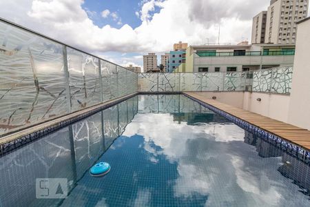 Casa à venda com 380m², 3 quartos e 8 vagasPiscina