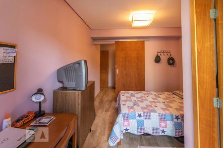 Casa à venda com 380m², 3 quartos e 8 vagasQuarto 2