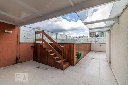 Casa à venda com 380m², 3 quartos e 8 vagasPiscina