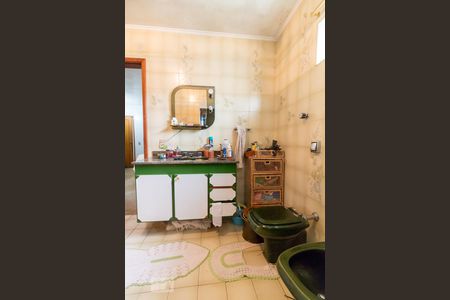 Casa à venda com 357m², 4 quartos e 4 vagasBanheiro quarto 4 suíte