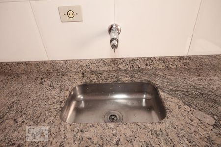 Casa à venda com 75m², 2 quartos e 1 vagaPia