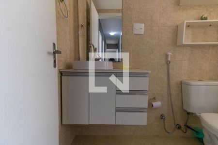 Apartamento à venda com 70m², 2 quartos e sem vaga Apartamento à venda com 70m², 2 quartos e sem vagaBanheiro