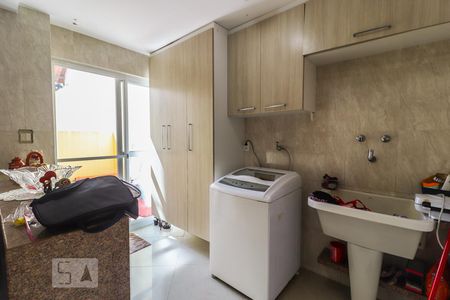 Casa de condomínio para alugar com 300m², 3 quartos e 4 vagas