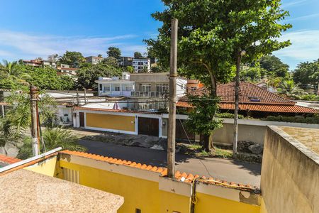 Casa de condomínio para alugar com 300m², 3 quartos e 4 vagas