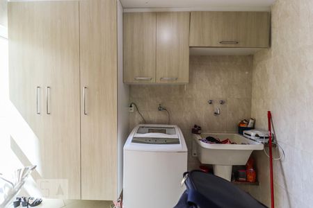 Casa de condomínio para alugar com 300m², 3 quartos e 4 vagas