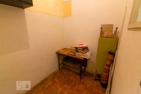 Apartamento à venda com 70m², 2 quartos e sem vaga Apartamento à venda com 70m², 2 quartos e sem vagaQuarto de Serviço