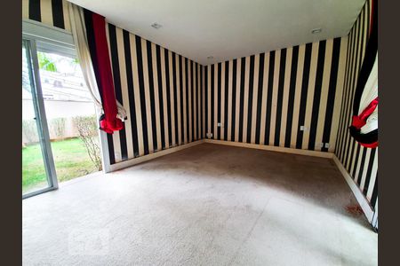Casa à venda com 685m², 5 quartos e 8 vagas Casa à venda com 685m², 5 quartos e 8 vagasSuíte 4