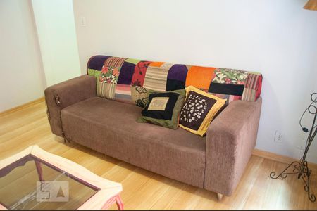 Sala de apartamento para alugar com 1 quarto, 40m² em Petrópolis, Porto Alegre