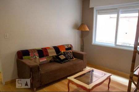 Sala de apartamento para alugar com 1 quarto, 40m² em Petrópolis, Porto Alegre