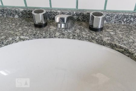 Apartamento à venda com 200m², 4 quartos e 3 vagas Apartamento à venda com 200m², 4 quartos e 3 vagasBanheiro