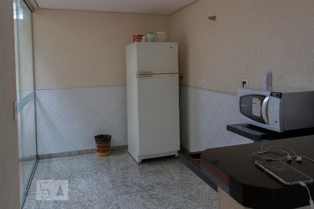 Apartamento à venda com 200m², 4 quartos e 3 vagas Apartamento à venda com 200m², 4 quartos e 3 vagasÁrea comum - Salão de festas